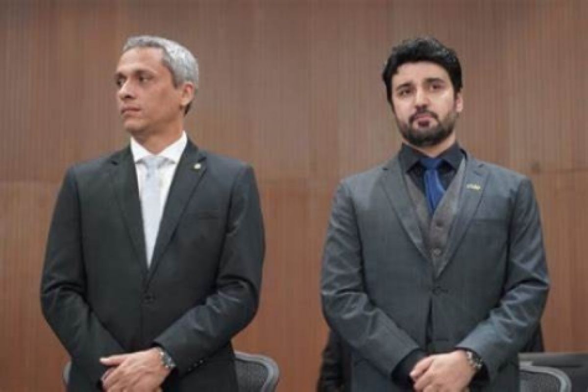 Gustavo Gayer já arruma desculpa para desistir de candidatura e colocar Fred Rodrigues no lugar