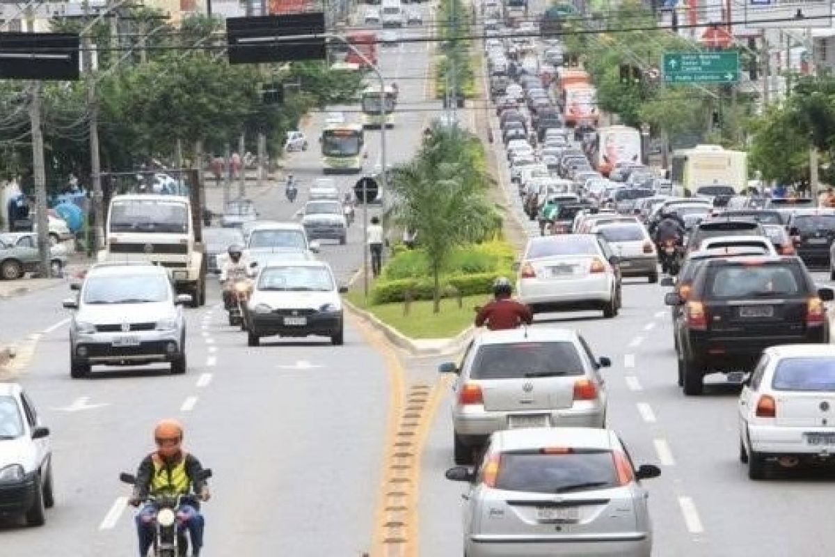 Indústria da multa em Goiânia registra 137 mil autos em apenas 3 meses 