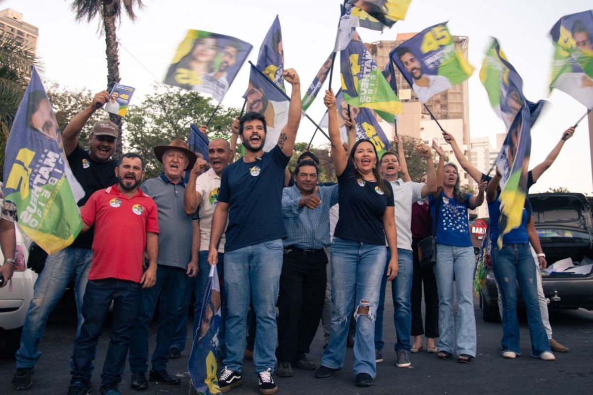 Sem apoio e sem votos, Matheus Ribeiro critica carreatas, que o PSDB de Marconi adorava fazer