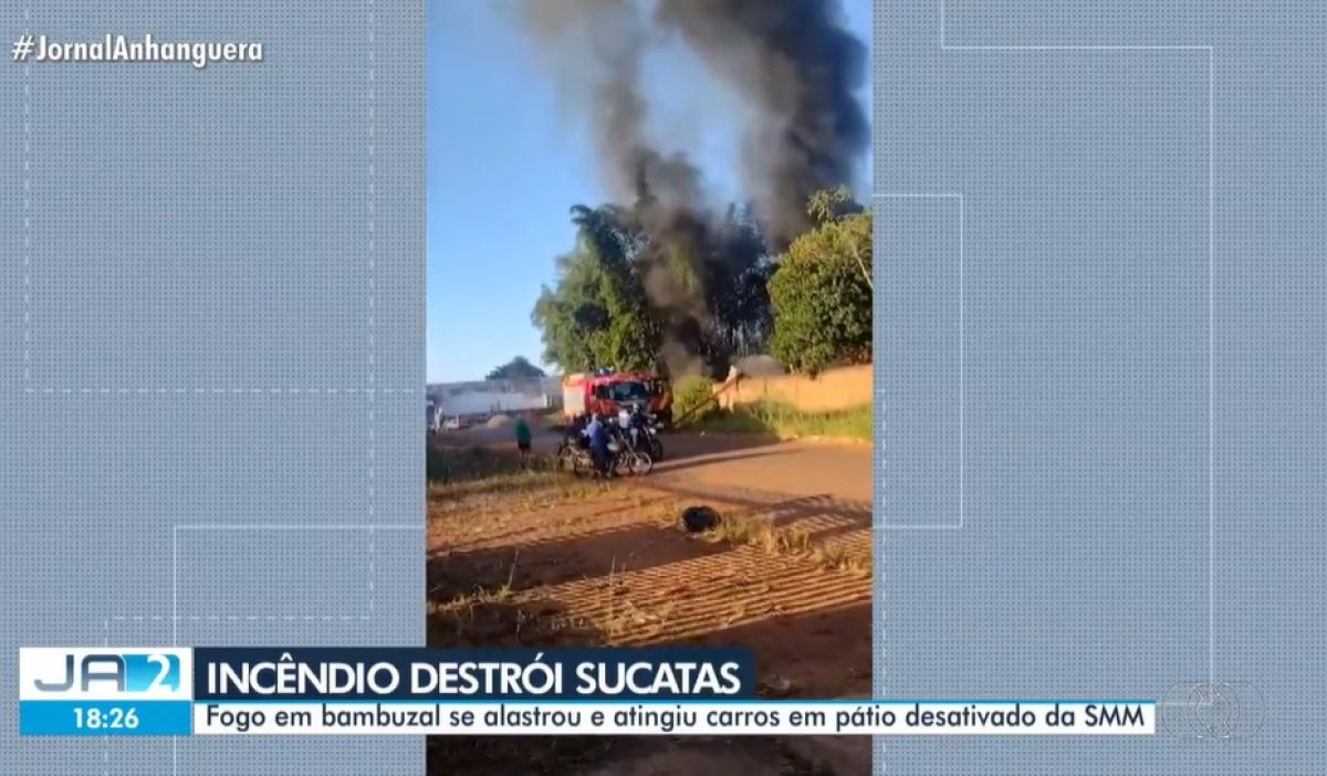 Incêndio destrói veículos apreendidos em pátio da Prefeitura de Goiânia