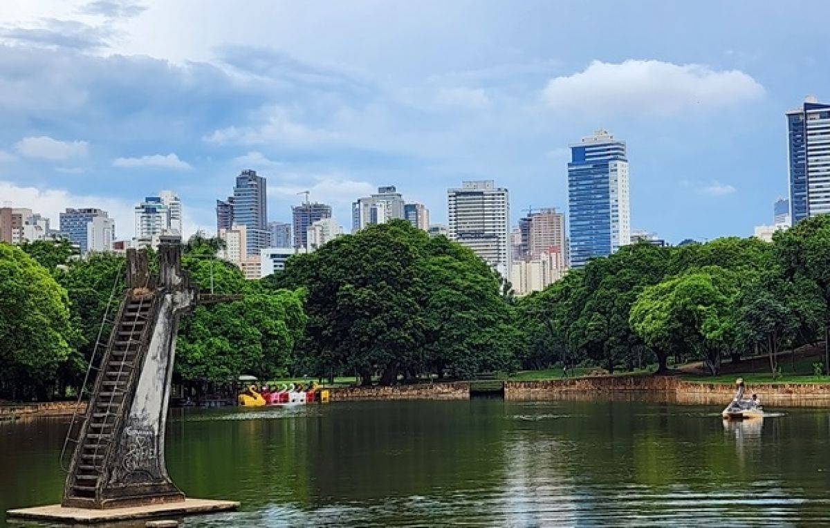 Audiência pública expõe abandono do Parque Lago das Rosas em Goiânia