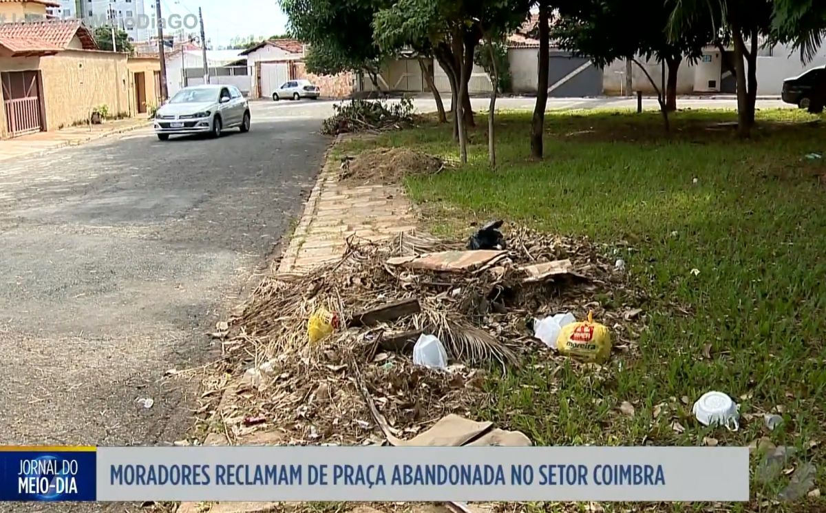 Praça abandonada no Setor Coimbra vira pesadelo de moradores, mostra TV Serra Dourada